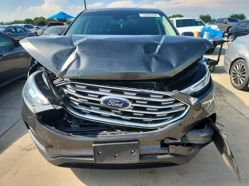 2019 FORD EDGE SE  