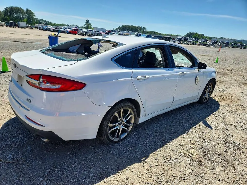 2019 FORD FUSION SEL  