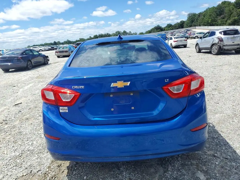 2017 CHEVROLET CRUZE LT  