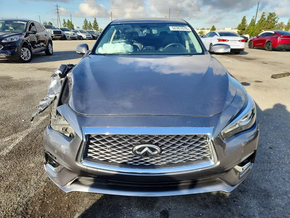 2021 INFINITI Q50 LUXE  