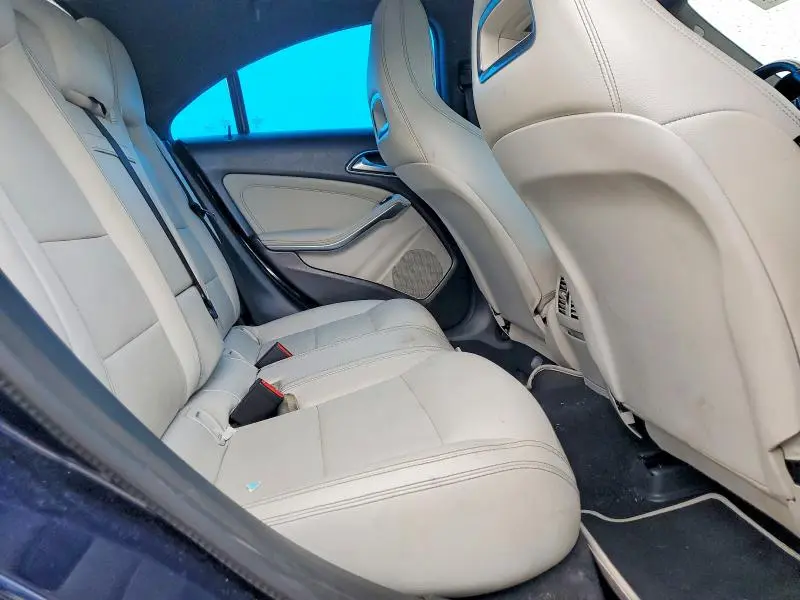2019 MERCEDES-BENZ CLA 250 4MATIC  