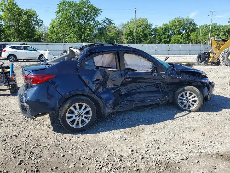 2015 MAZDA 3 TOURING  