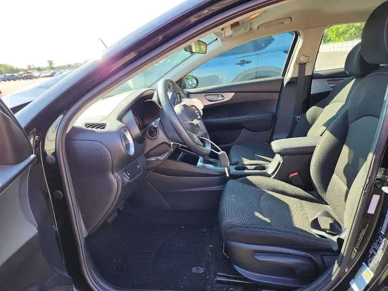 2022 KIA FORTE LXS  