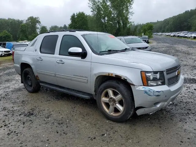 2013 CHEVROLET AVALANCHE LT  