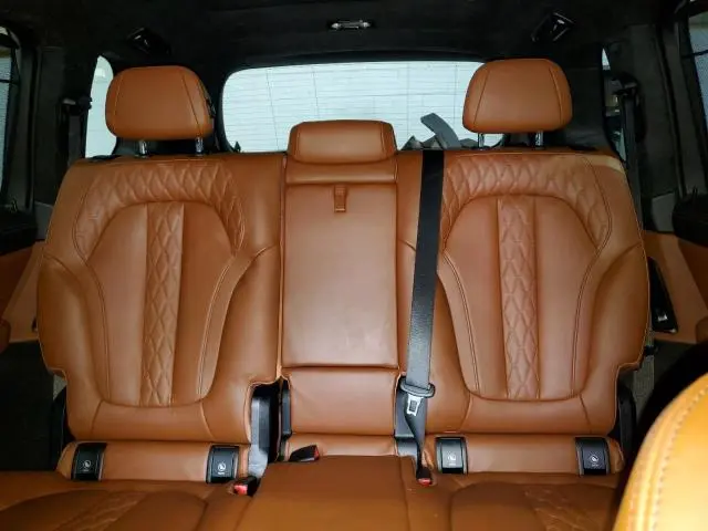 2023 BMW X7 M60I  