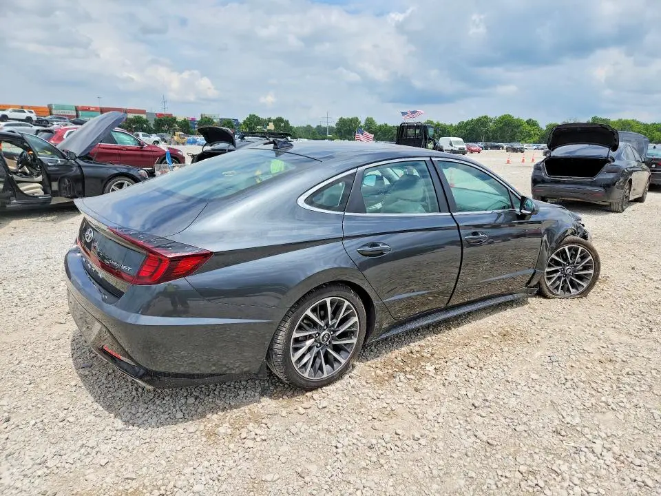 2022 HYUNDAI SONATA LIMITED  