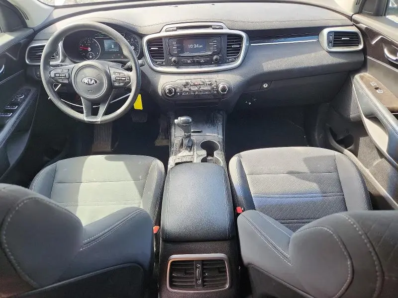 2017 KIA SORENTO LX V6  