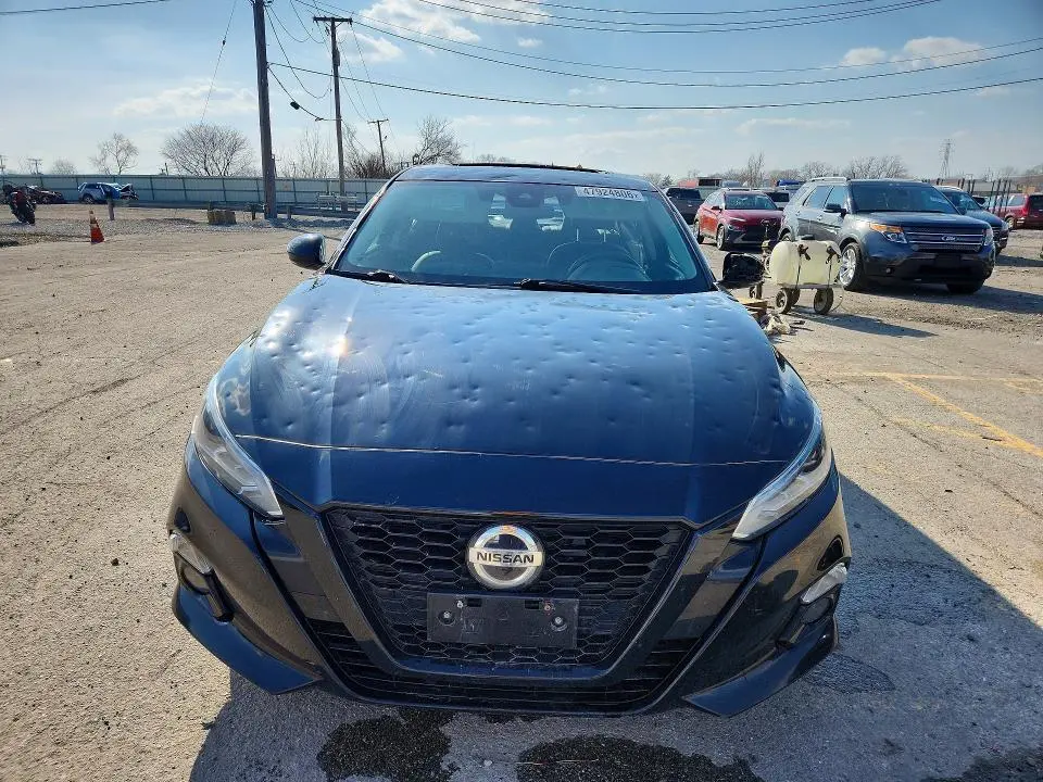 2022 NISSAN ALTIMA 2.5 SR  