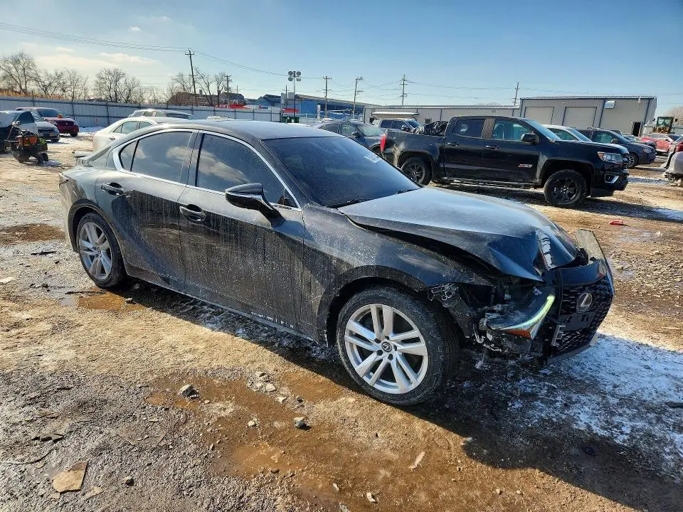 2021 LEXUS IS 300  