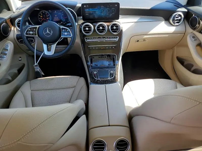 2021 MERCEDES-BENZ GLC 300  
