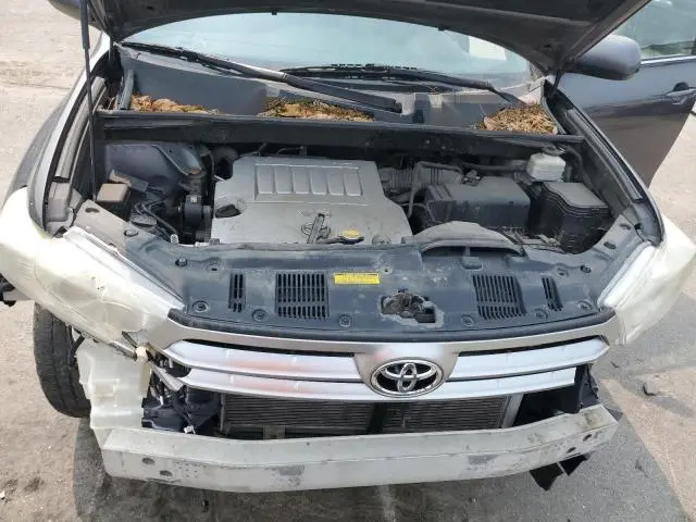 2011 TOYOTA HIGHLANDER BASE  