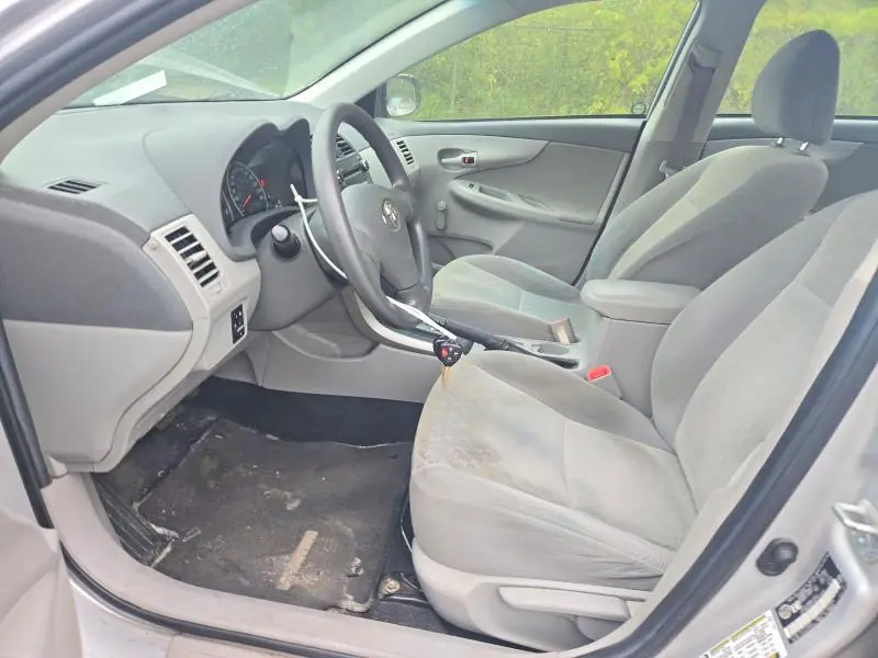 2010 TOYOTA COROLLA BASE  