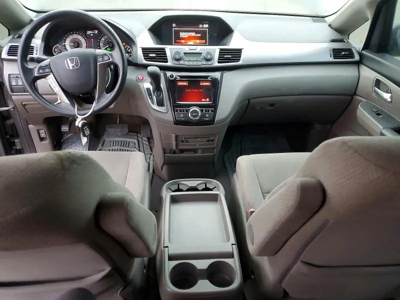 2016 HONDA ODYSSEY SE  