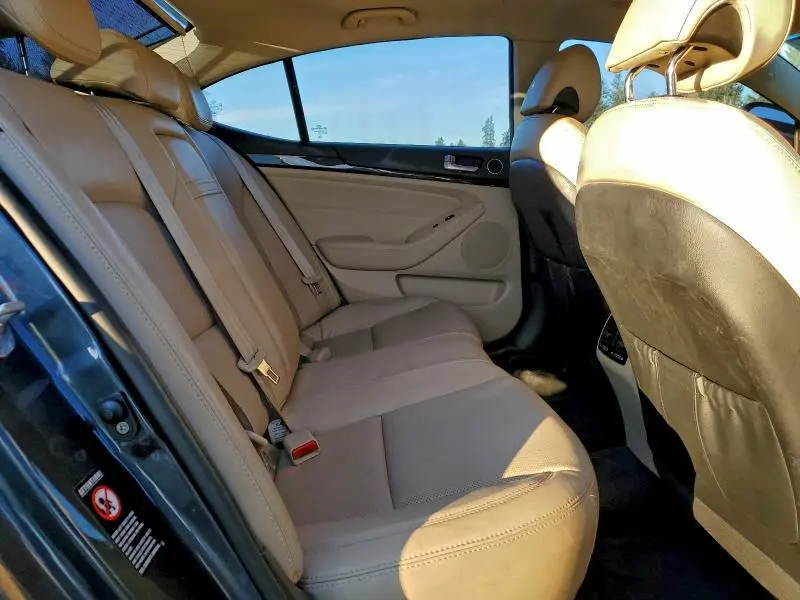 2014 KIA CADENZA PREMIUM  