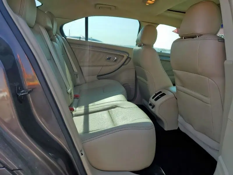 2015 FORD TAURUS SEL  