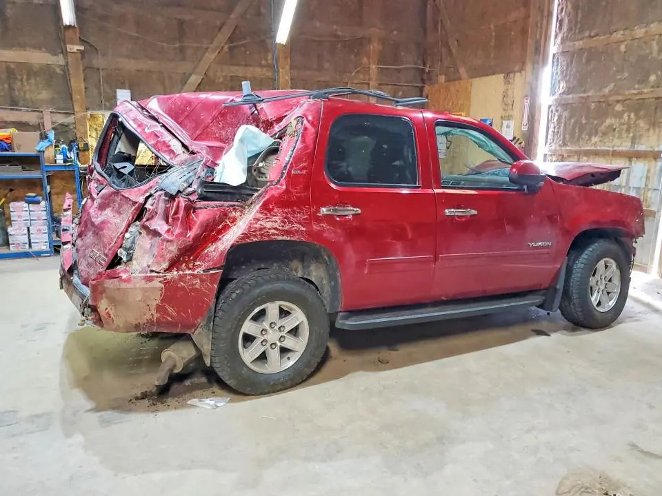 2013 GMC YUKON SLT  