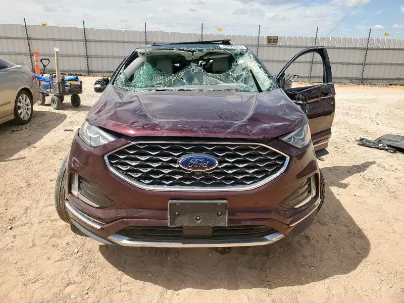 2021 FORD EDGE TITANIUM  