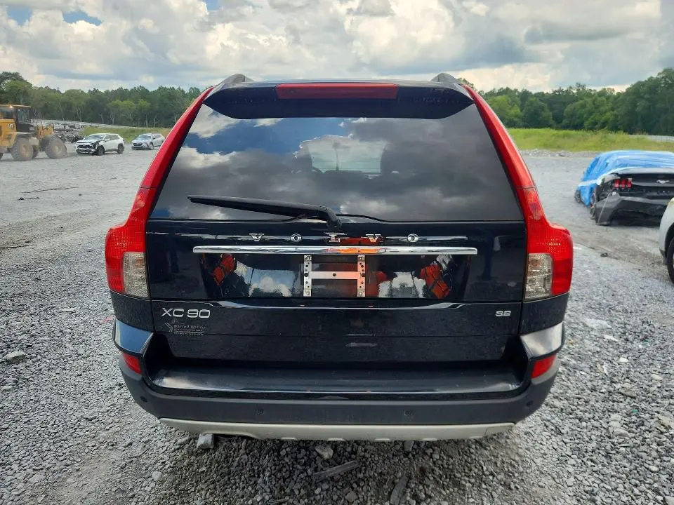 2010 VOLVO XC90 3.2  