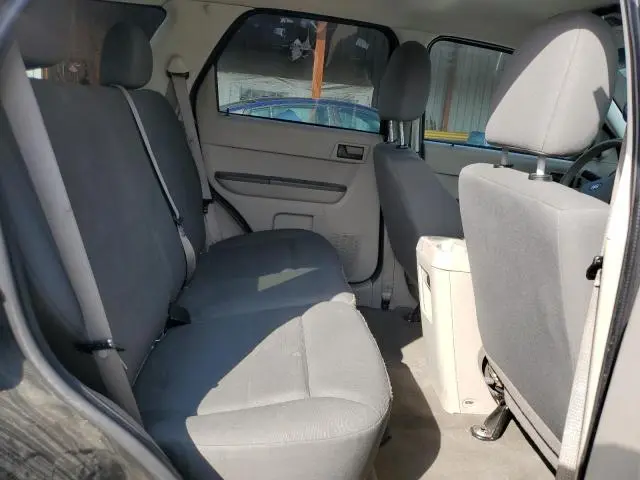 2011 FORD ESCAPE XLS  