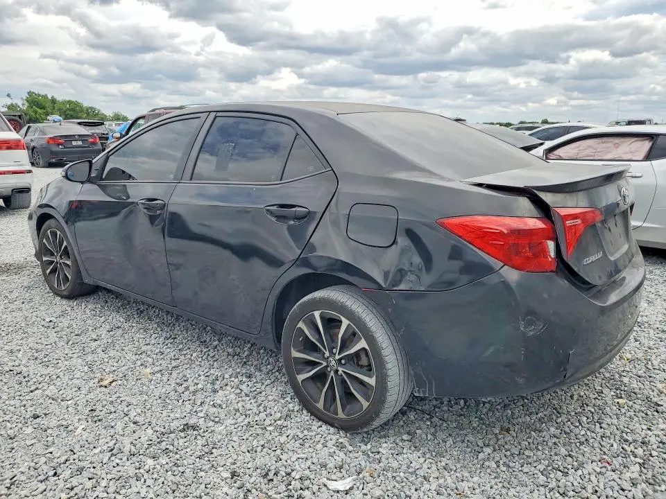 2017 TOYOTA COROLLA SE  