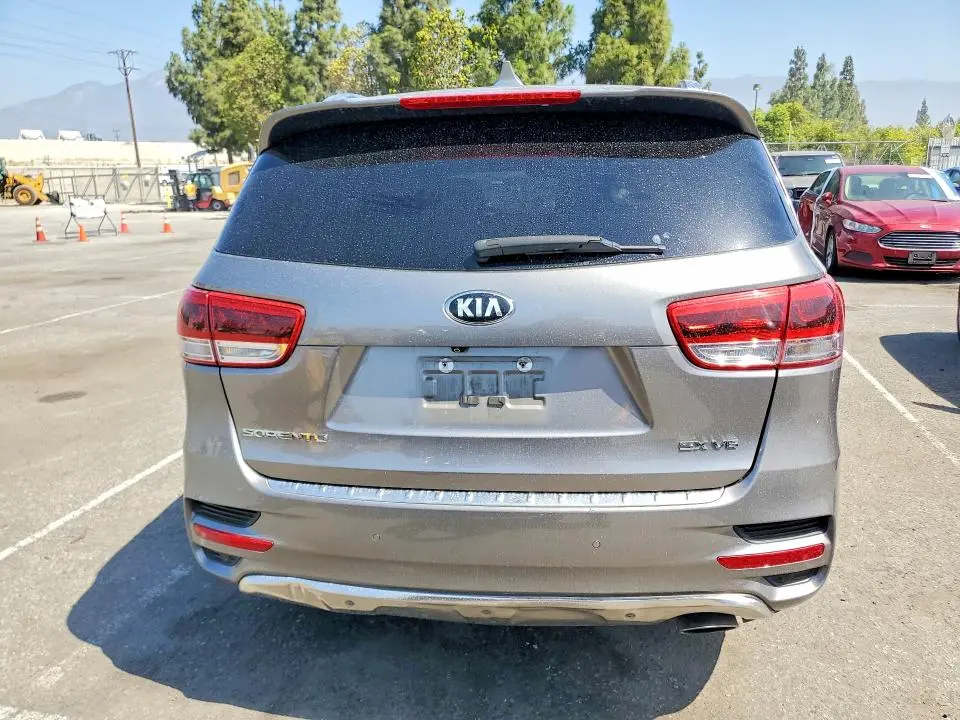 2018 KIA SORENTO SX V6  