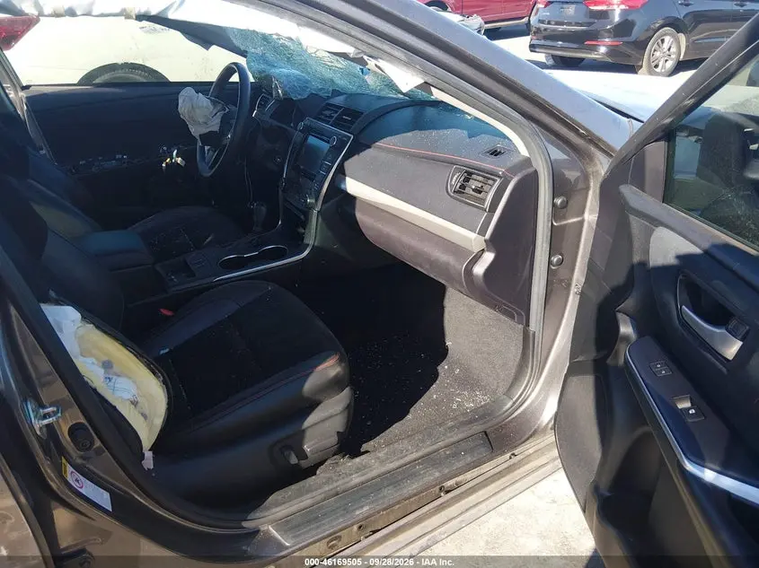 2017 TOYOTA CAMRY XSE