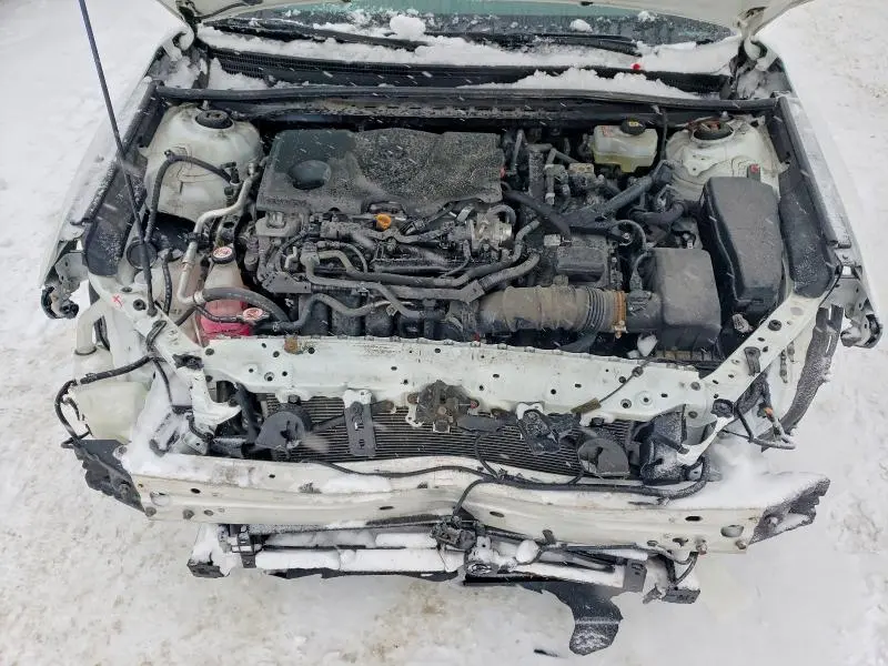 2022 TOYOTA CAMRY XLE  