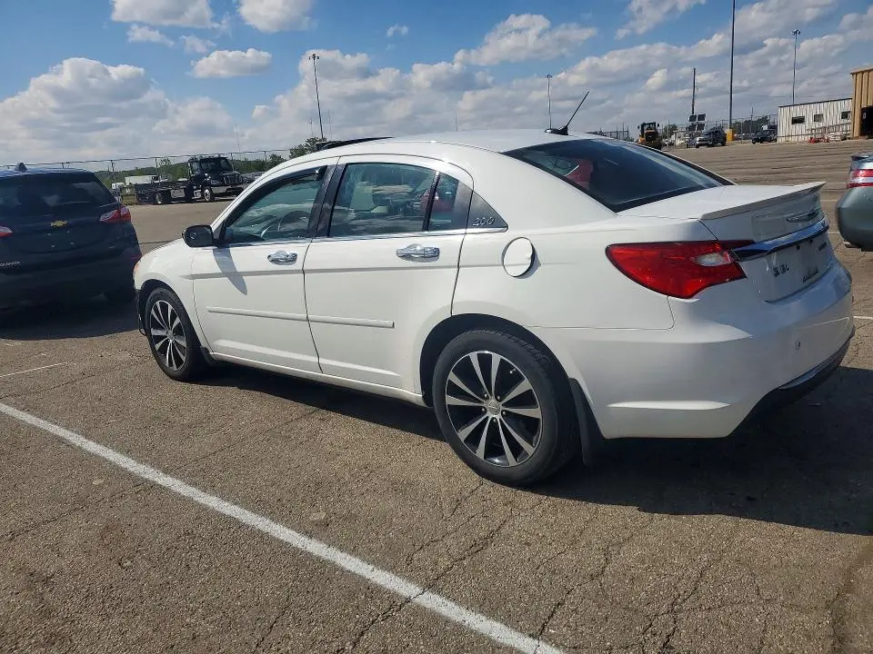 2011 CHRYSLER 200 LIMITED  