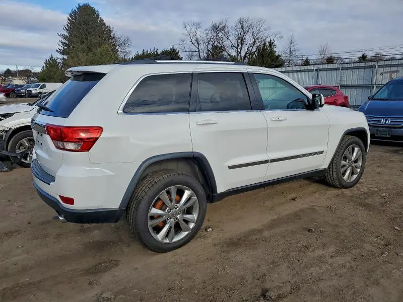 2013 JEEP GRAND CHEROKEE LAREDO  