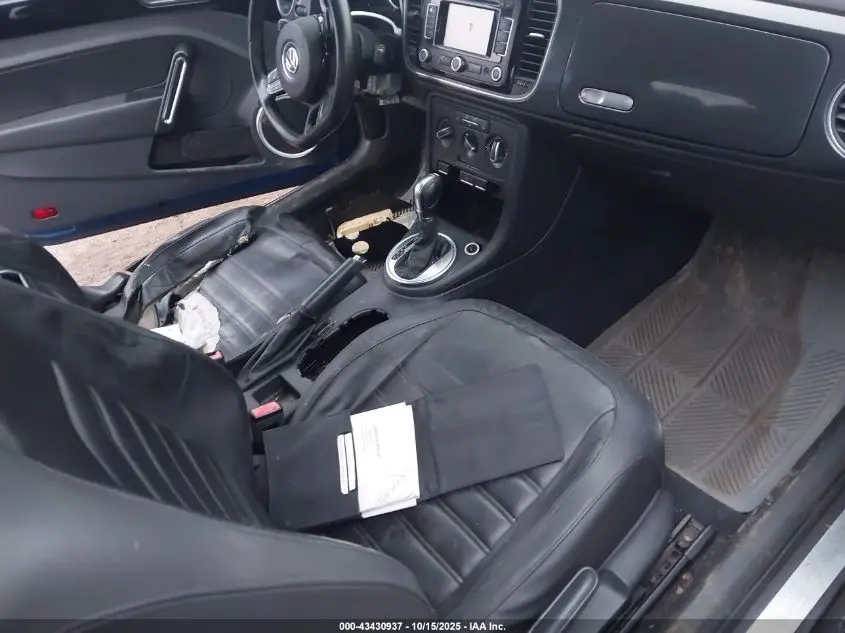 2012 VOLKSWAGEN BEETLE 2.0T TURBO