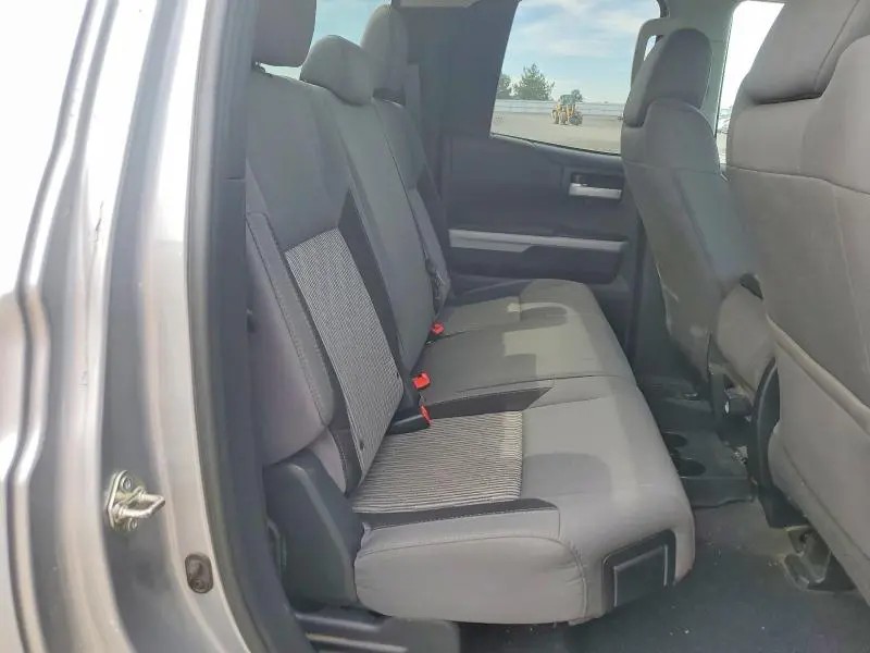 2014 TOYOTA TUNDRA SR5  