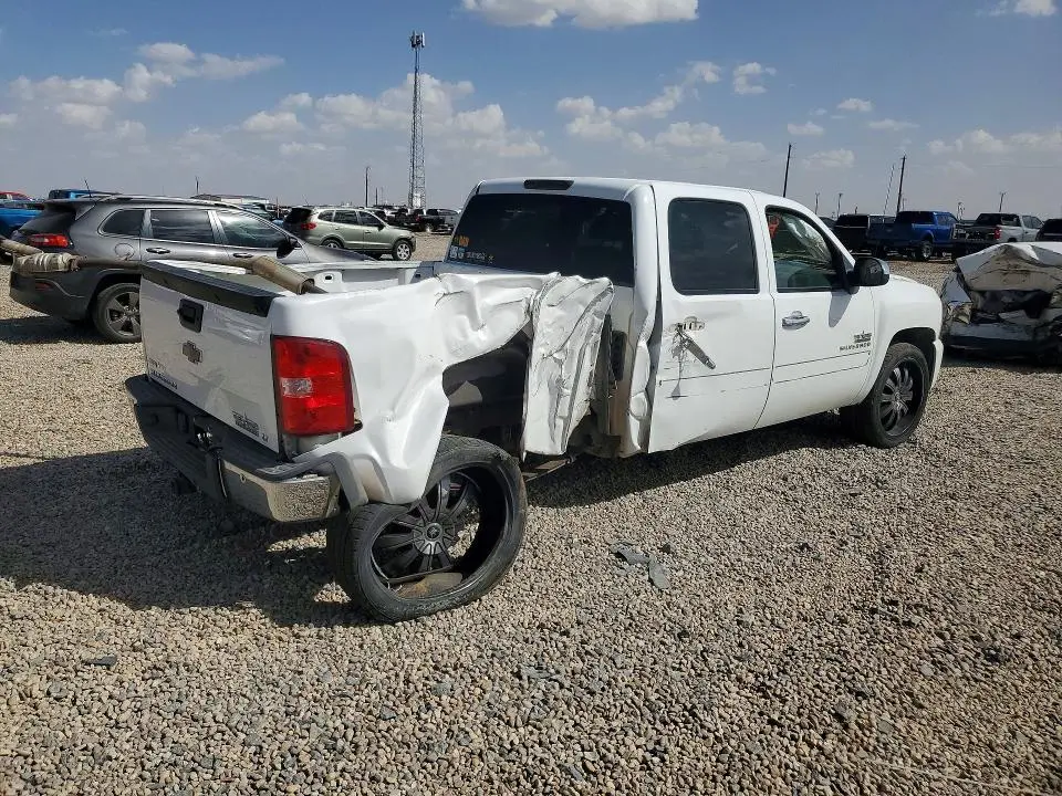 2011 CHEVROLET SILVERADO C1500 LT  