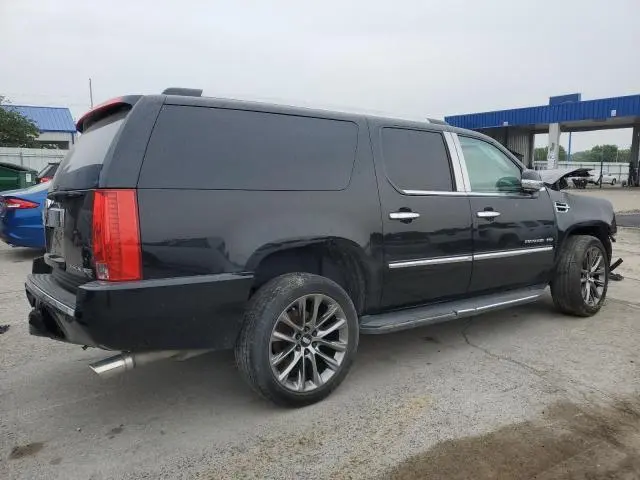 2011 CADILLAC ESCALADE ESV LUXURY  
