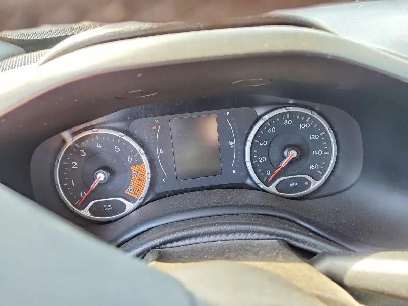 2020 JEEP RENEGADE LATITUDE  
