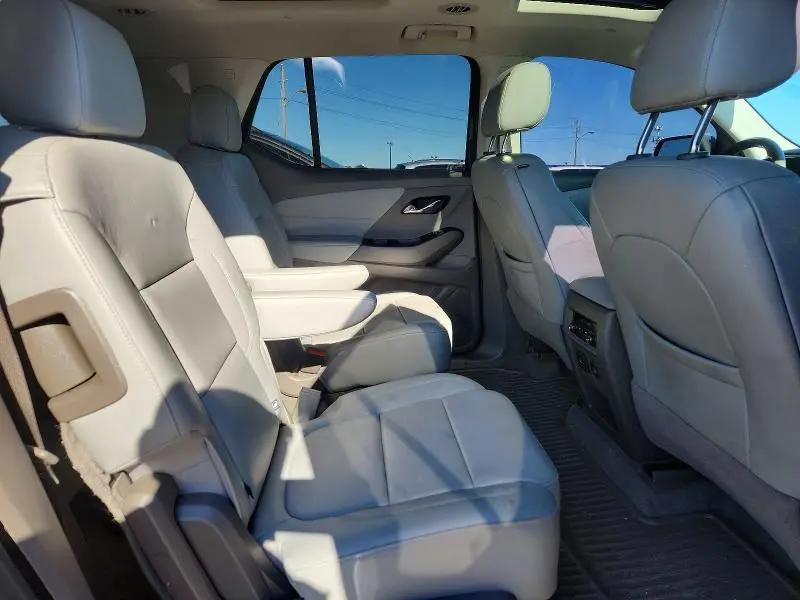 2020 CHEVROLET TRAVERSE LT  