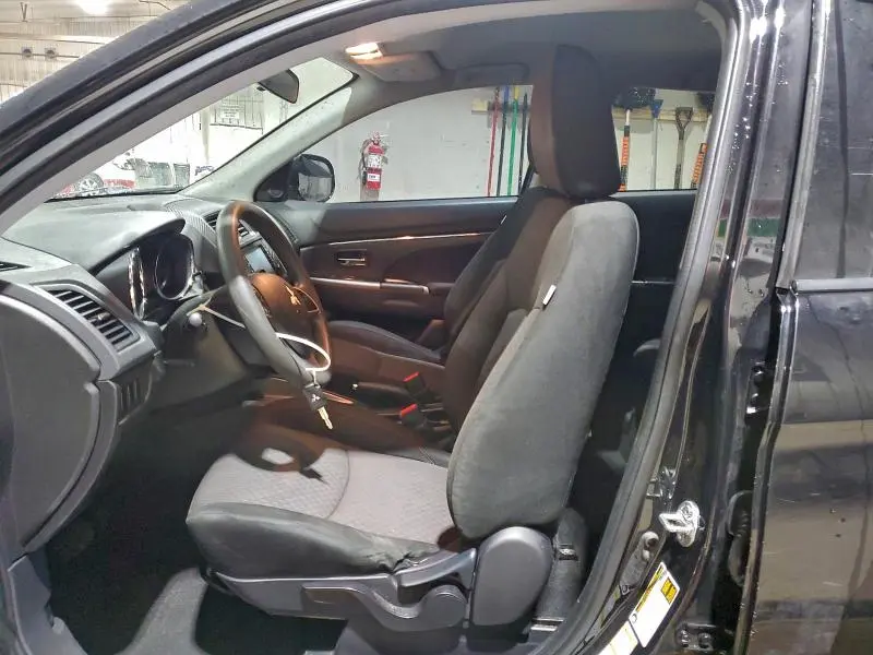 2018 MITSUBISHI OUTLANDER SPORT ES  