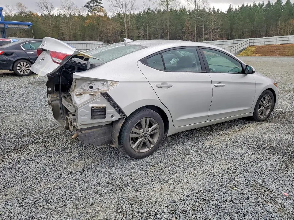 2018 HYUNDAI ELANTRA SEL  