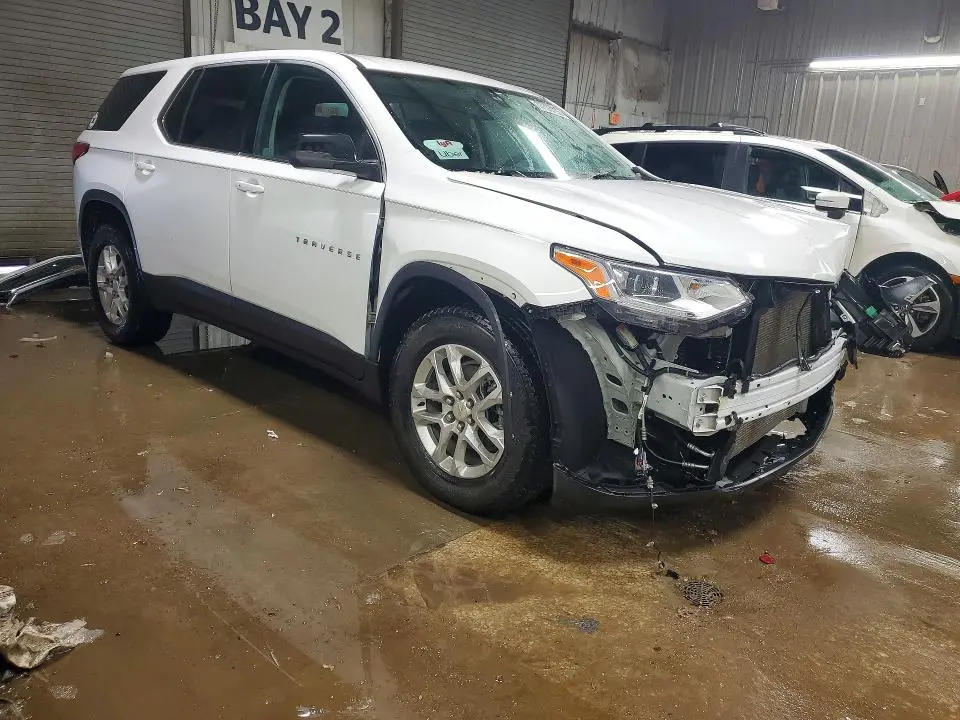 2021 CHEVROLET TRAVERSE LS  