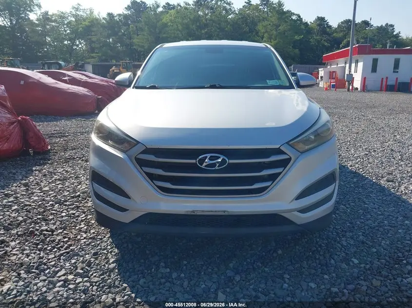 2018 HYUNDAI TUCSON SE