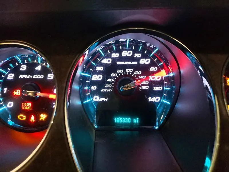 2011 FORD TAURUS SEL  