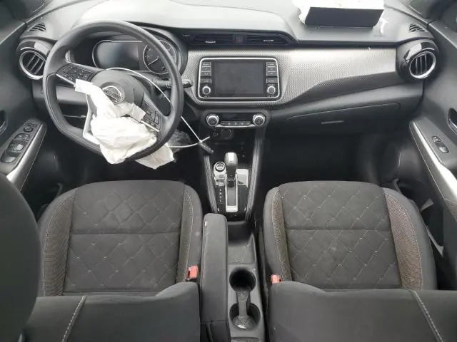 2019 NISSAN KICKS S