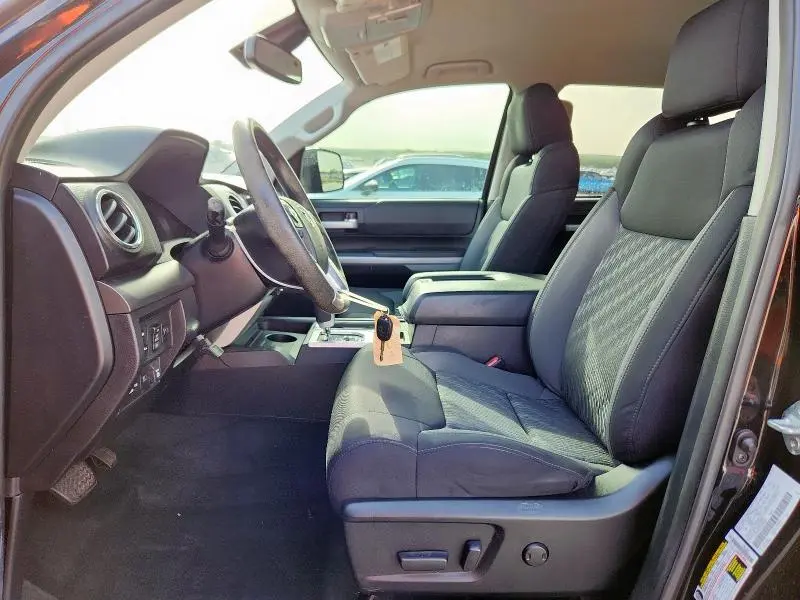 2021 TOYOTA TUNDRA CREWMAX SR5  