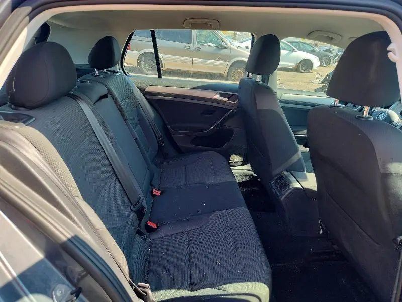 2015 VOLKSWAGEN GOLF   