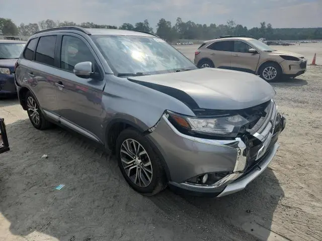 2016 MITSUBISHI OUTLANDER SE  