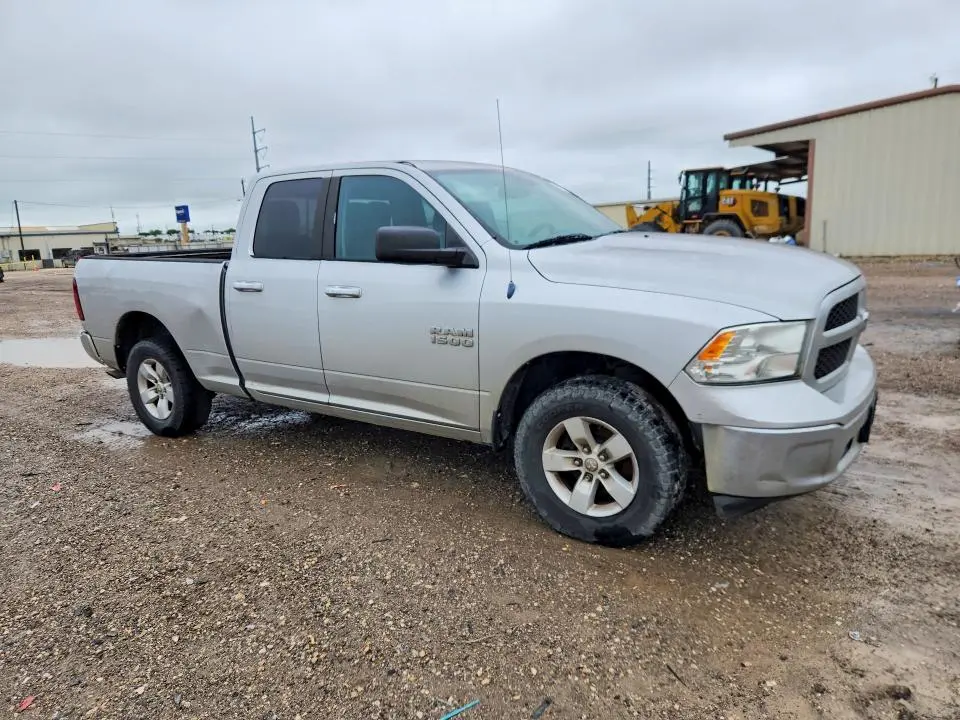 2013 RAM 1500 SLT  