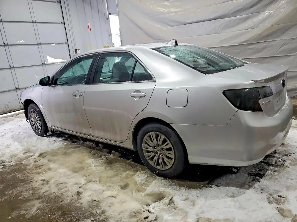 2012 TOYOTA CAMRY LE  