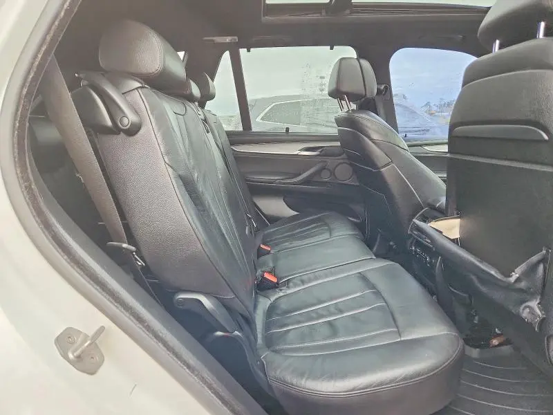 2015 BMW X5 XDRIVE50I  