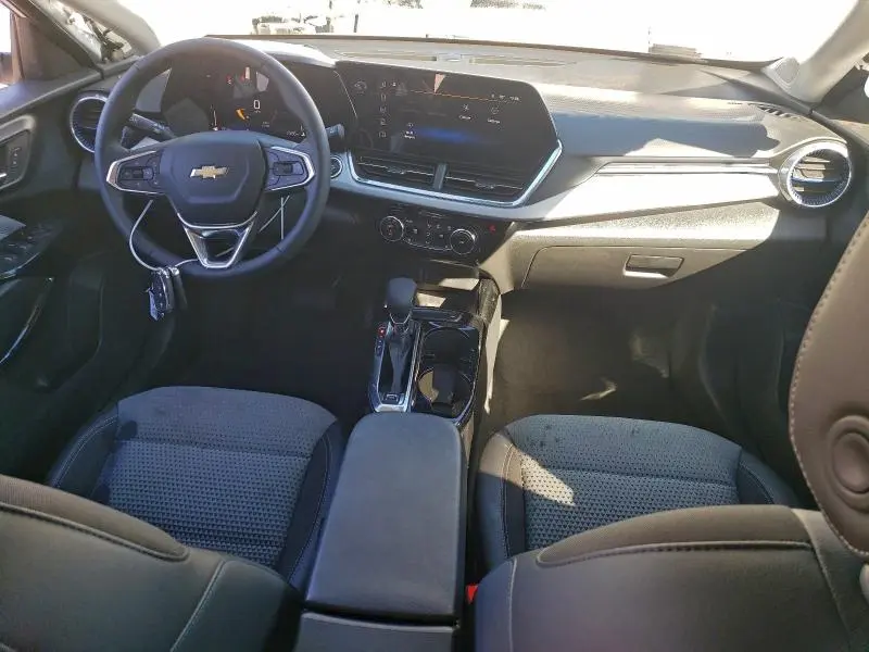 2025 CHEVROLET TRAX 1LT  