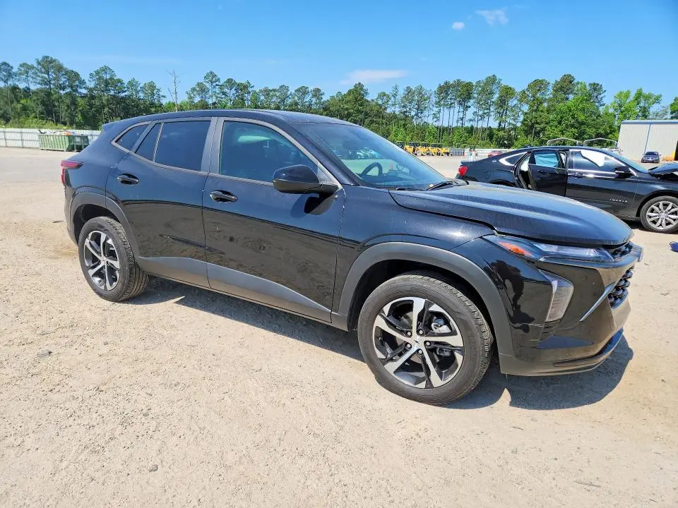 2024 CHEVROLET TRAX 1RS  