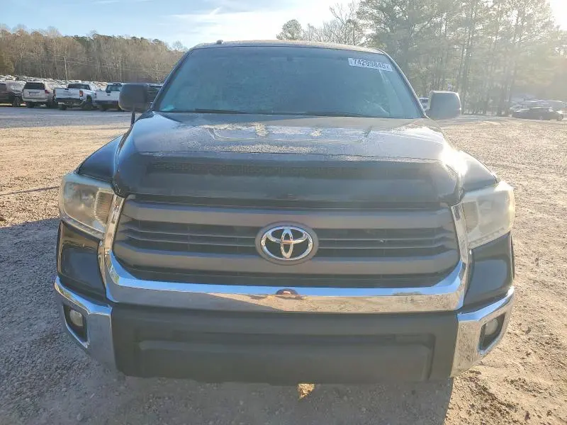 2015 TOYOTA TUNDRA SR5  